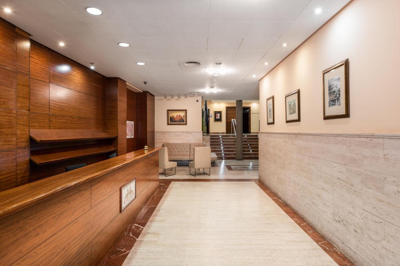 فندق Exe Astur Plaza أستورغا المظهر الخارجي الصورة